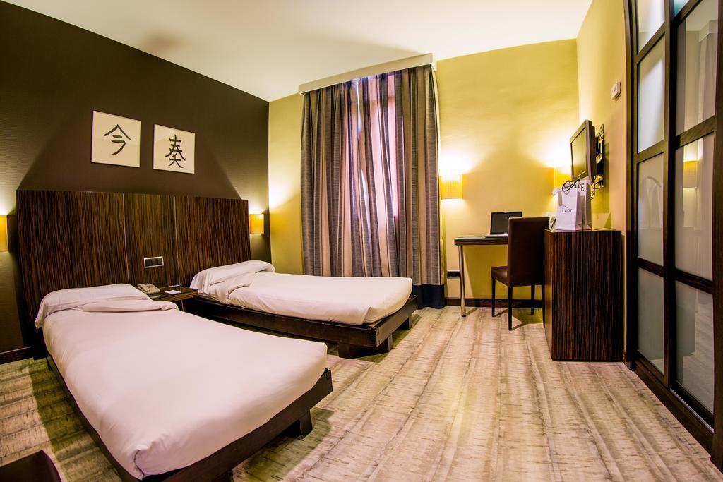 Hotel Arosa - Madrid — Photos 3